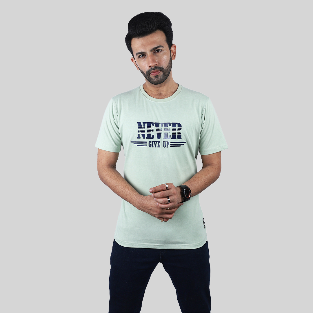 "NEVER GIVE UP" Green Crew Neck T-Shirt