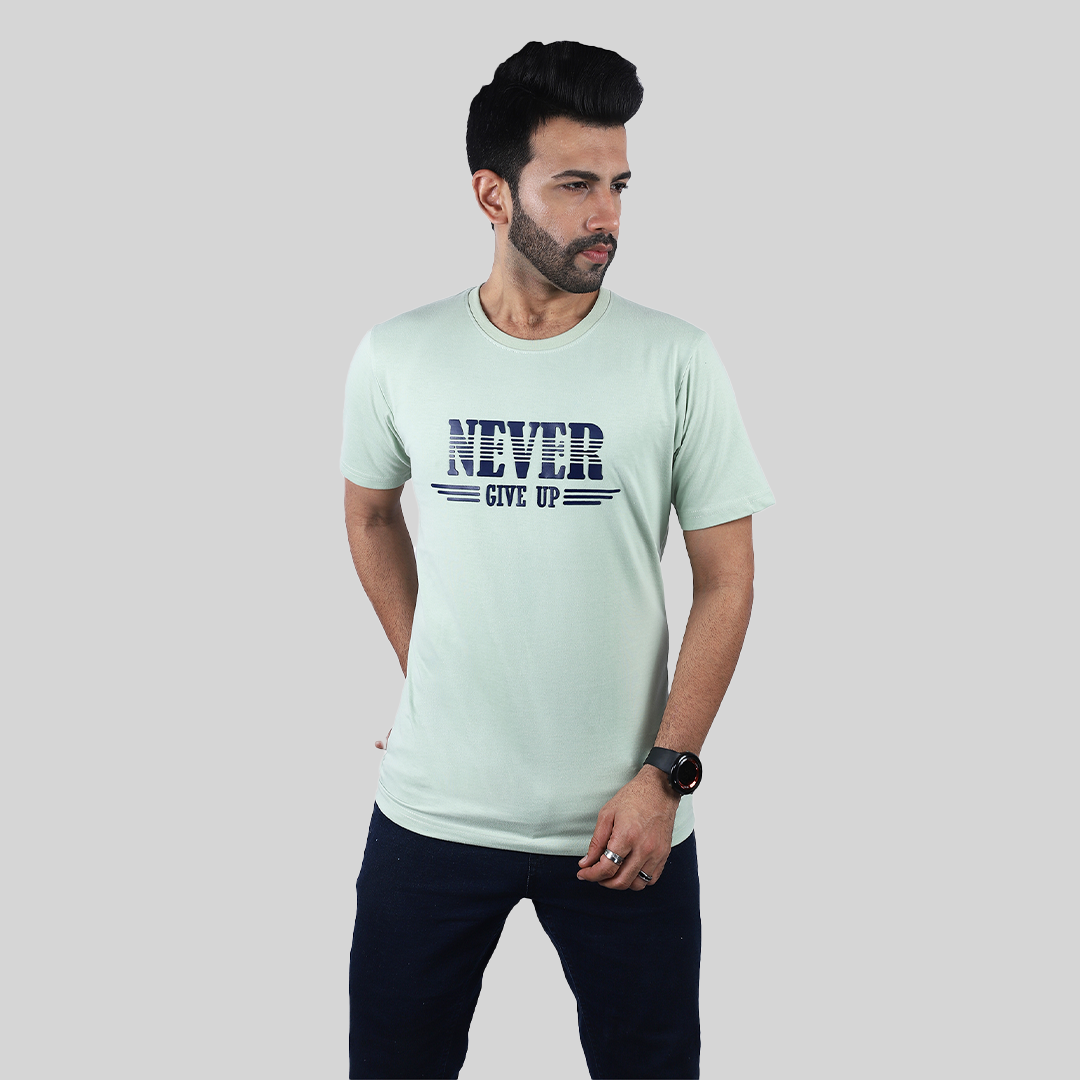 "NEVER GIVE UP" Green Crew Neck T-Shirt